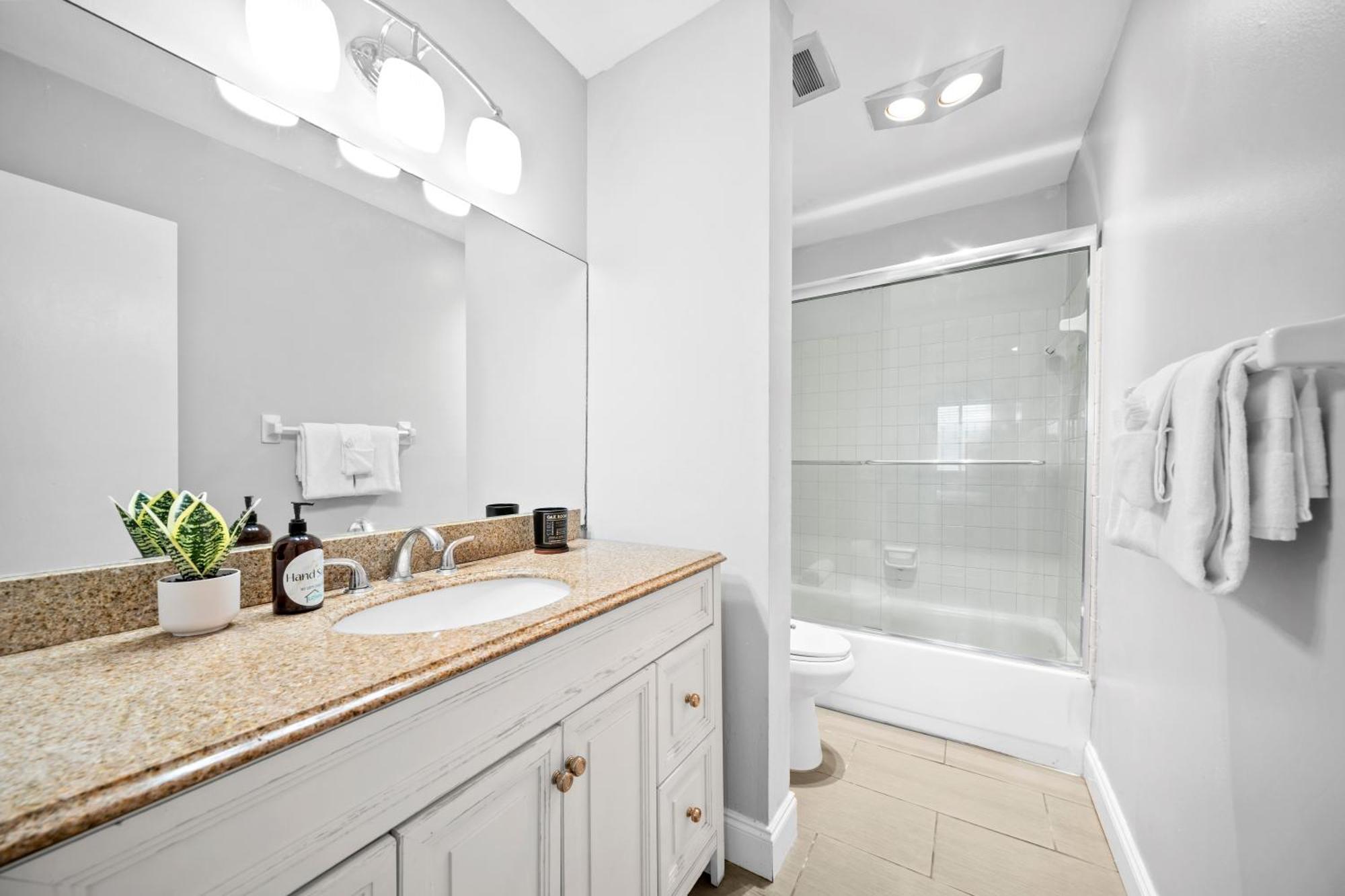 Bayview Apartments By Lowkl Fort Lauderdale Exteriör bild